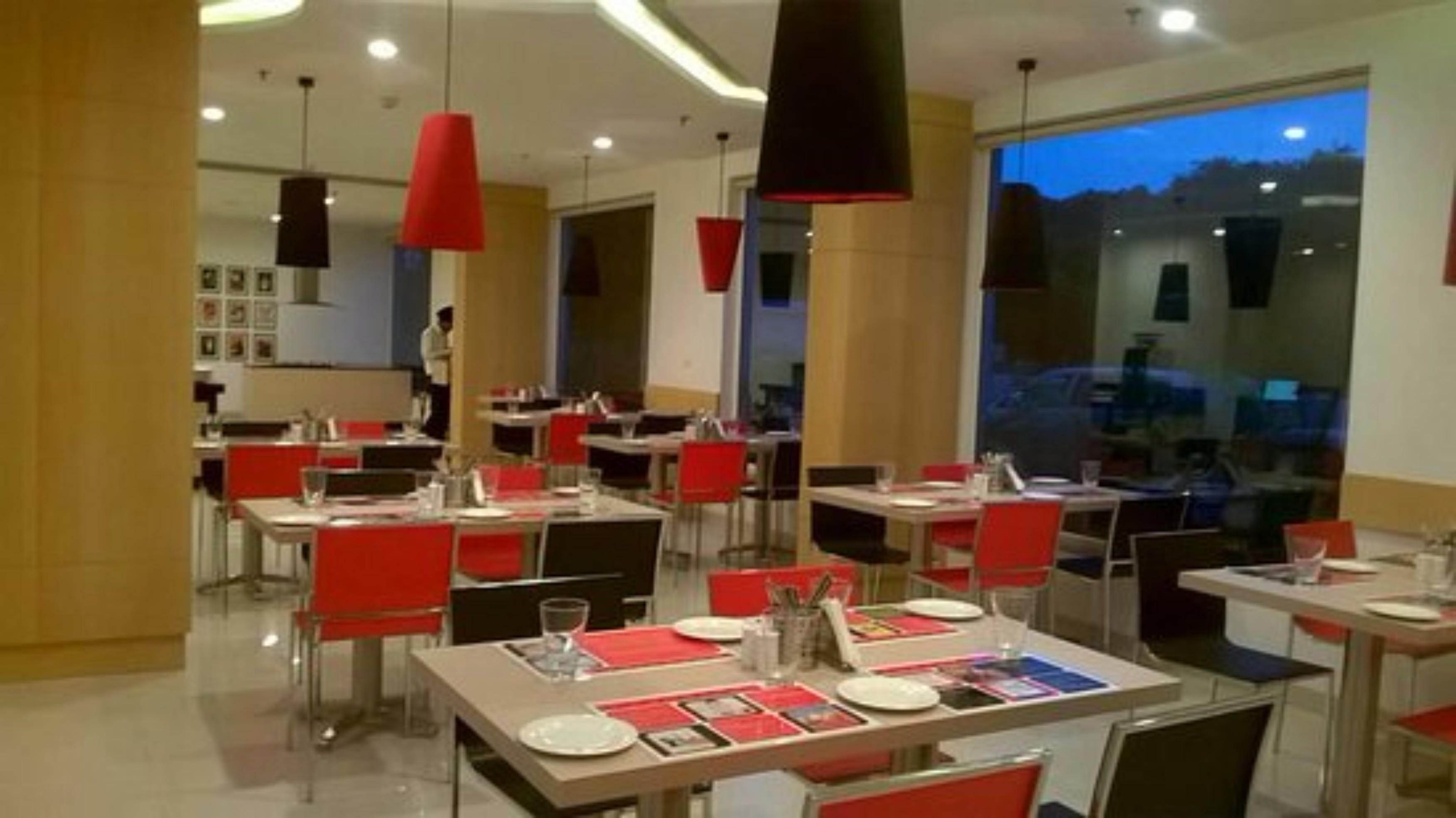 Red Fox Hotel, Chandigarh Luaran gambar