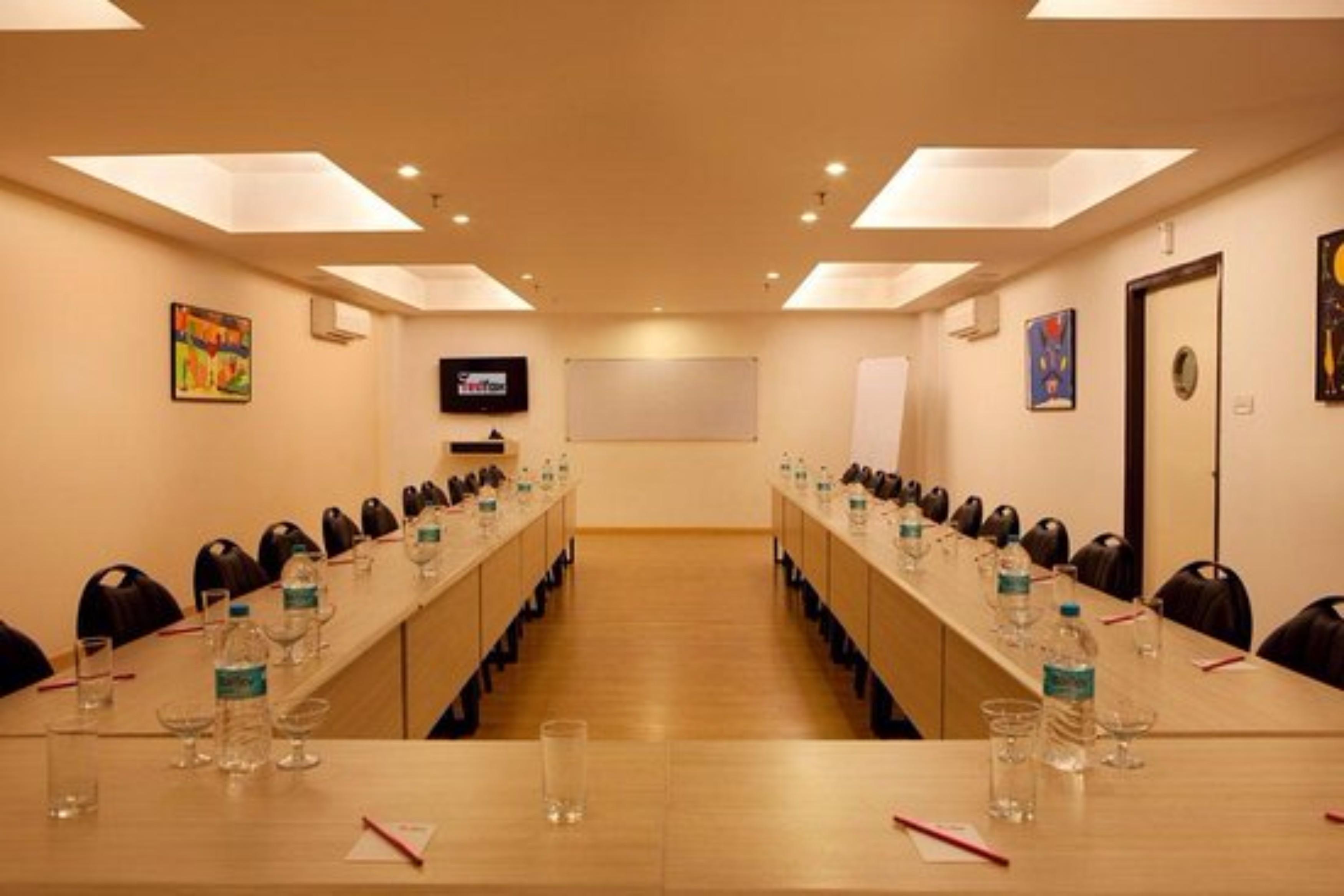 Red Fox Hotel, Chandigarh Luaran gambar