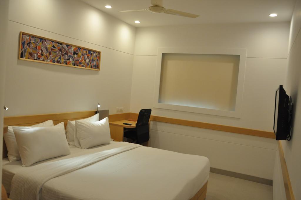 Red Fox Hotel, Chandigarh Luaran gambar