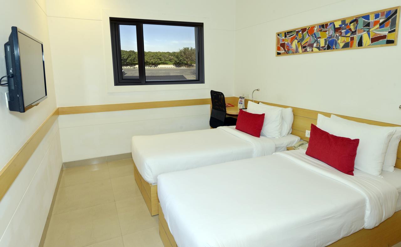 Red Fox Hotel, Chandigarh Luaran gambar