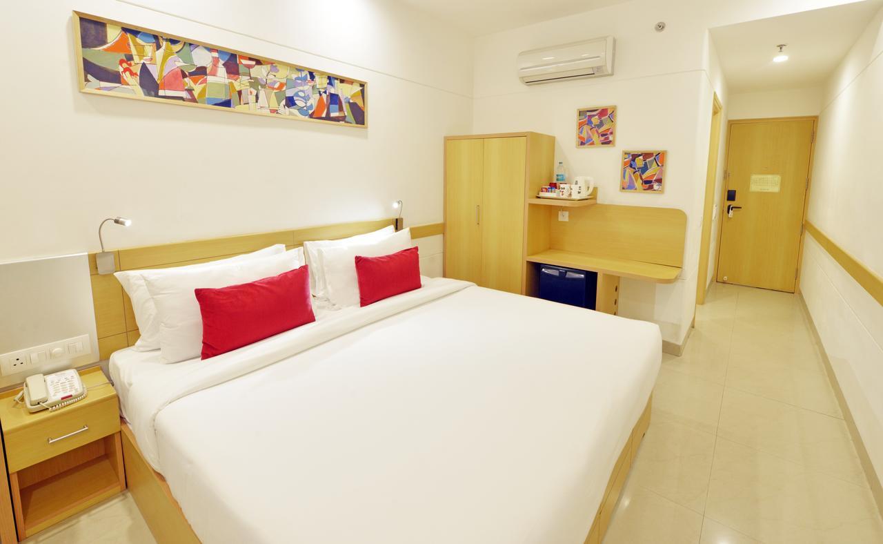 Red Fox Hotel, Chandigarh Luaran gambar
