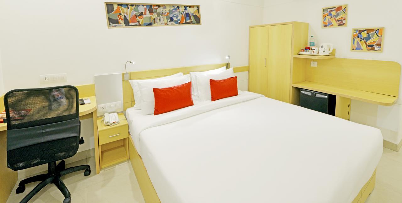Red Fox Hotel, Chandigarh Luaran gambar