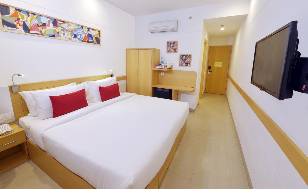 Red Fox Hotel, Chandigarh Luaran gambar