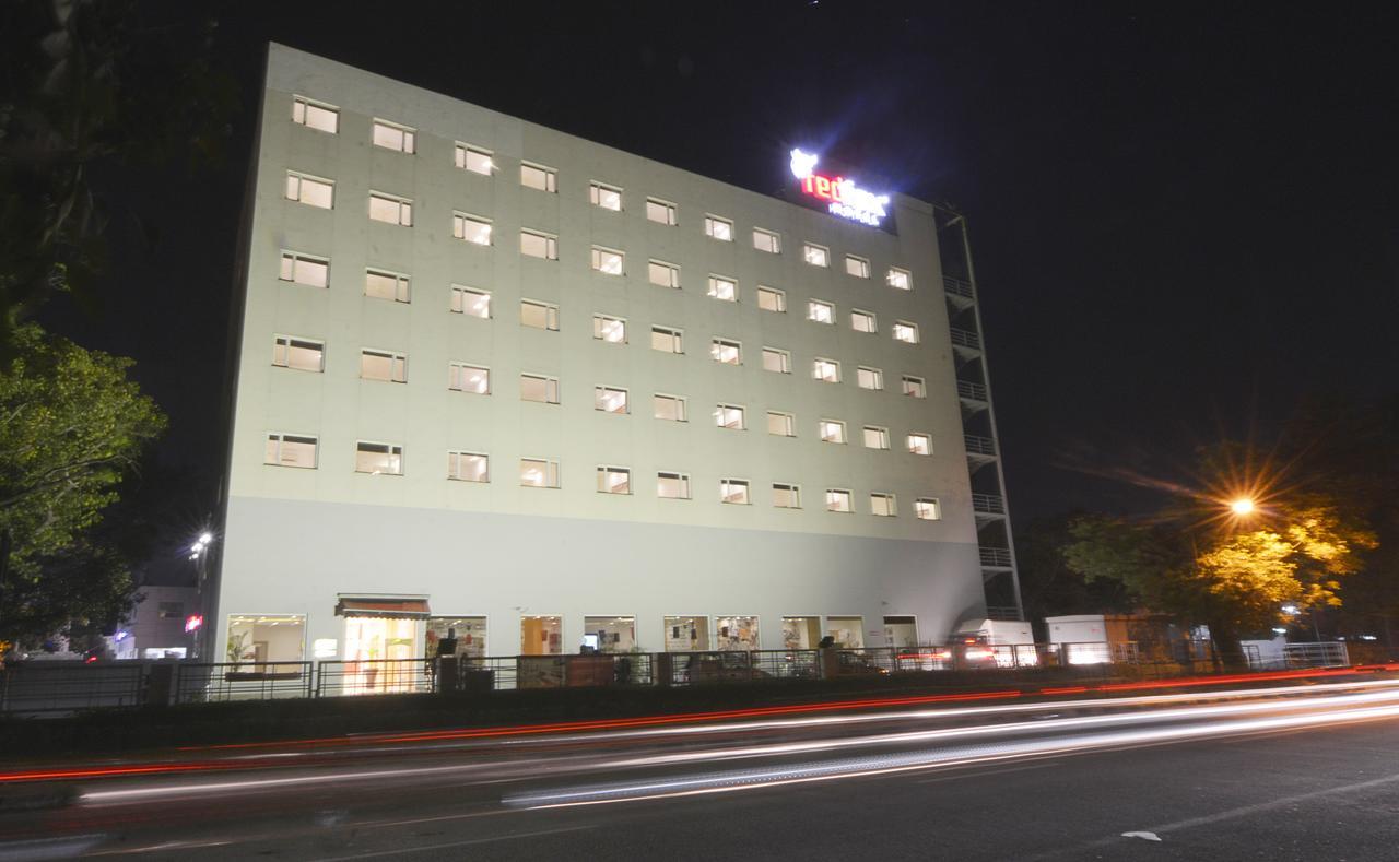 Red Fox Hotel, Chandigarh Luaran gambar
